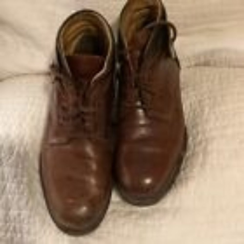 Kenneth Cole Brown Leather Boots Lace Up Size 8.5